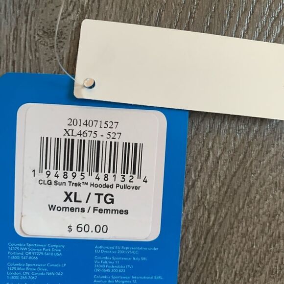 Columbia woman’s college sun trek hooded pullover - Picture 3 of 5